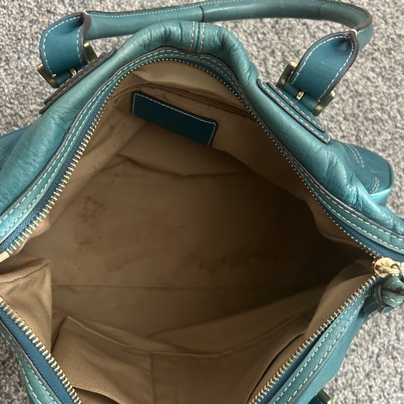 Elegant Coach Teal Leather Handbag - Picture 5 of 6